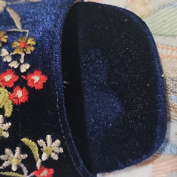 Nanette Lepore Marsha Embroidered Mule Heels,size 7.5 ,blue velvet ♥️ - Picture 16 of 17